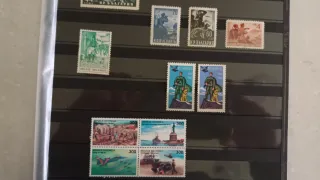 Lote sellos Fuerzas armadas y perros