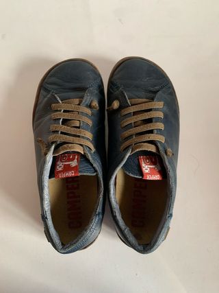 Zapatos Camper niño azul y marrón