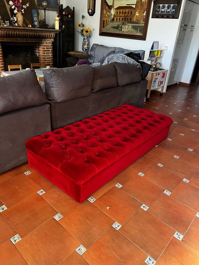 Diván Capitoné Terciopelo Rojo