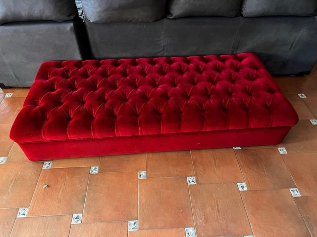 Diván Capitoné Terciopelo Rojo