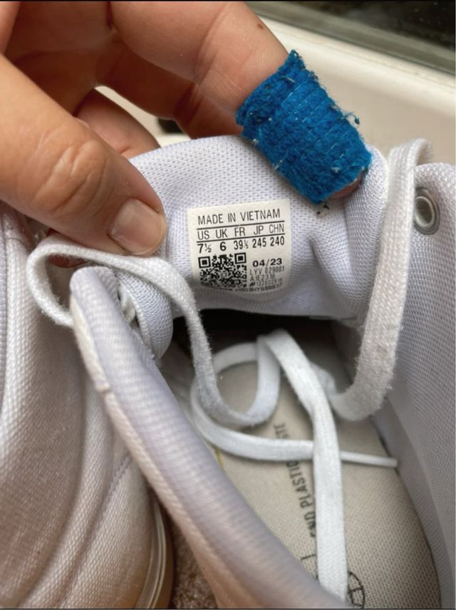 Zapatilla bota Adidas blanca