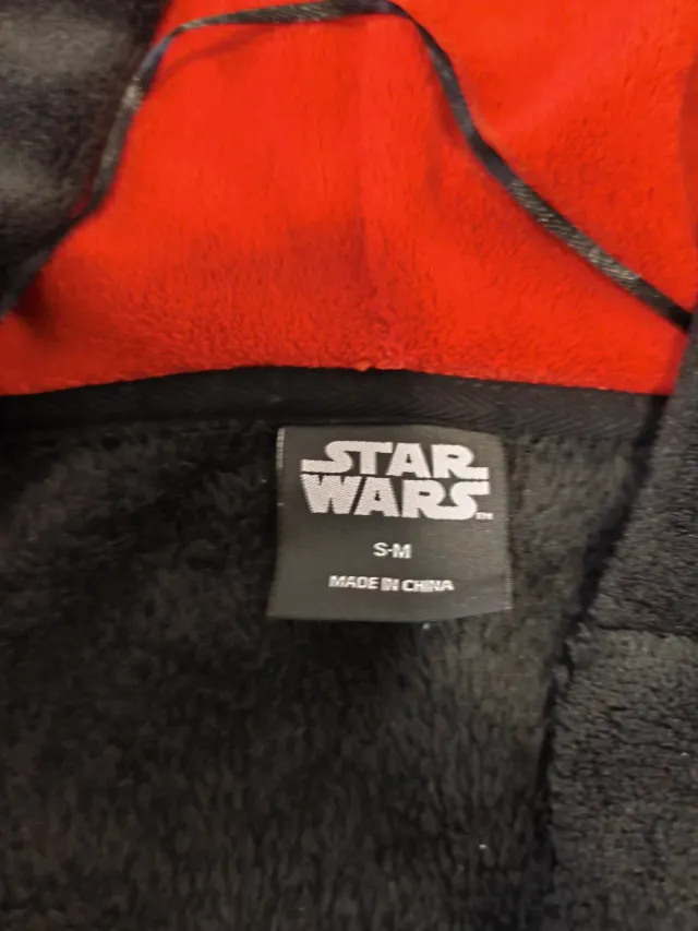 Bata Star Wars Talla S-M con Capucha