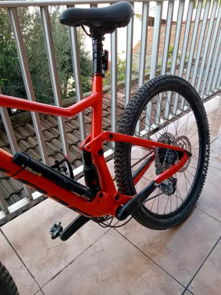 Bicicleta Montaña Scott Roja