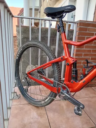 Bicicleta Montaña Scott Roja