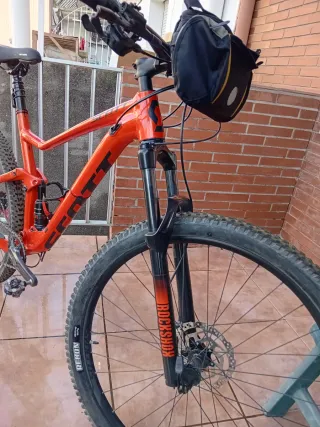 Bicicleta Montaña Scott Roja