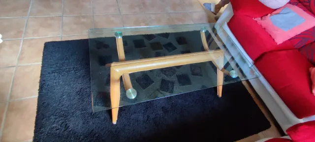 Mesa de centro de cristal y madera
