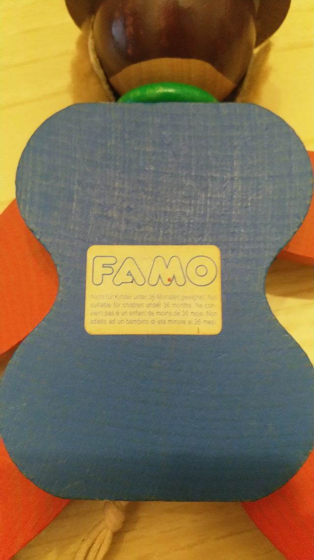 Marionetta in legno sceriffo tiracorda Famo