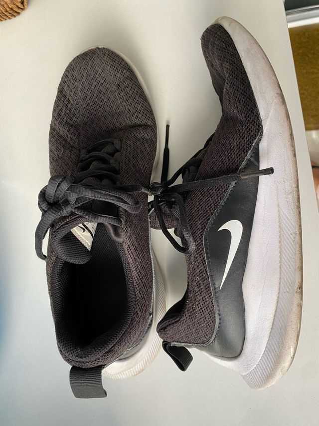Deportivas Nike Negras