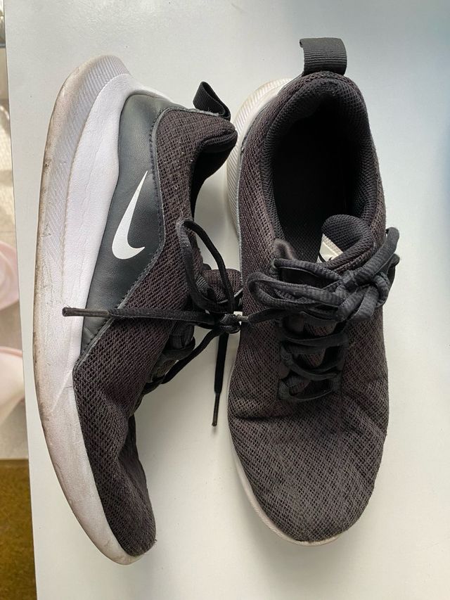 Deportivas Nike Negras