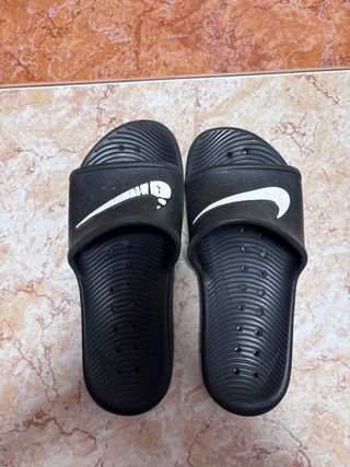 Chanclas Nike Negras
