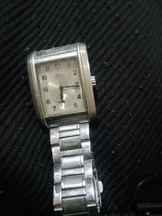 Reloj Lotus para restaurar