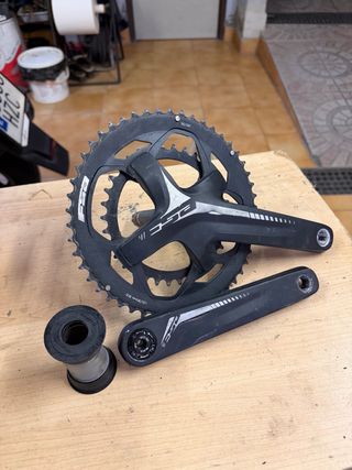 Bielas FSA Omega 50-34 con eje pedalier