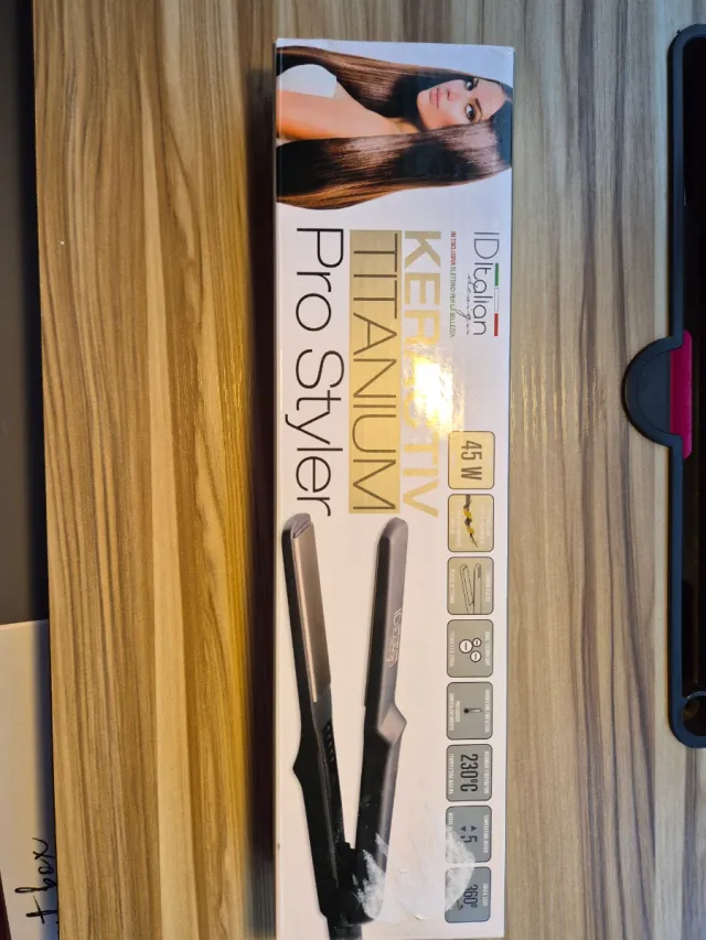 Plancha de pelo Keractiv Titanium Pro