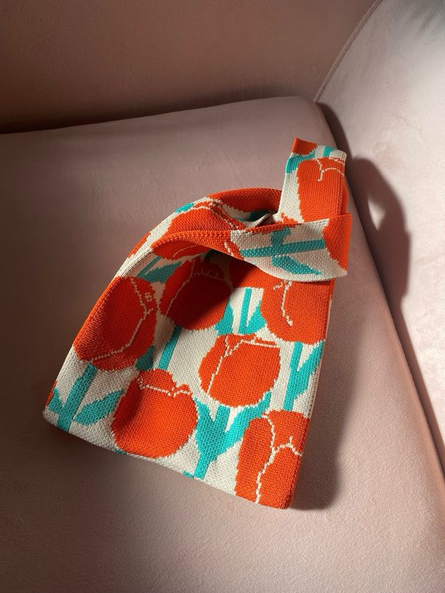 Bolso de mano nuevo estampado tulipanes
