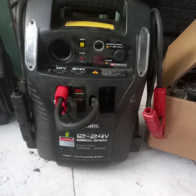 Arrancador de Batería FACOM 12V-24V