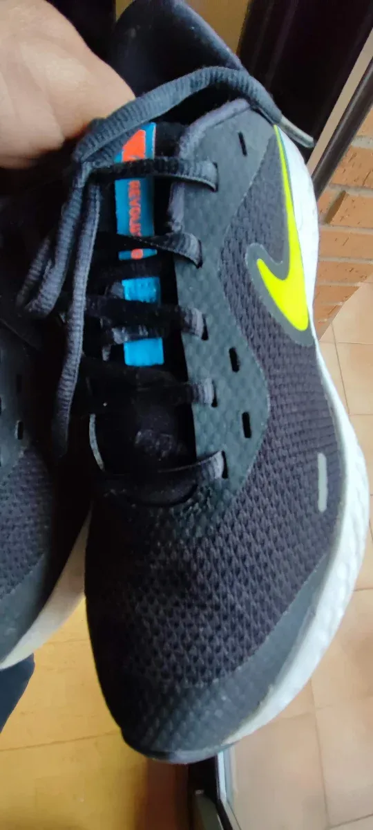 Zapatillas Nike  Revolution 5