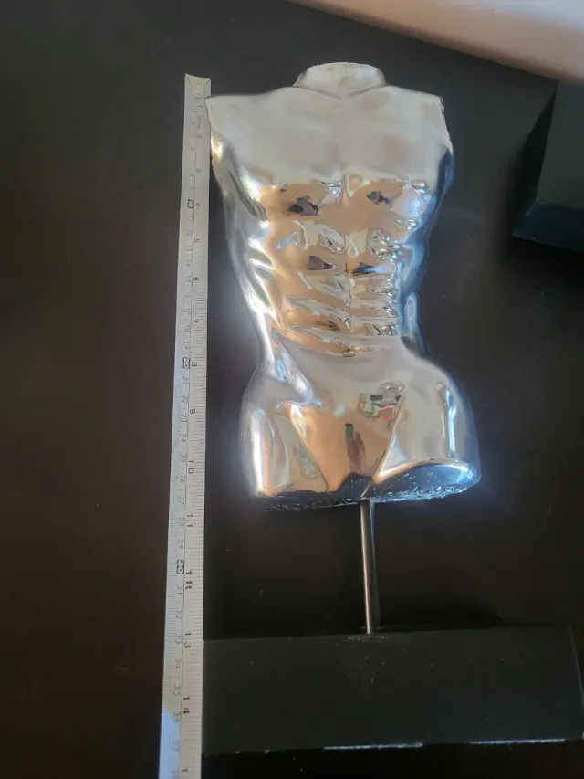 Pareja Esculturas Torso Metalizado