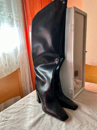 Botas altas negras de invierno