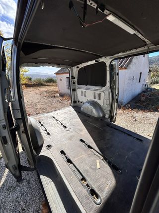 furgoneta Mercedes-Benz Vito 2005