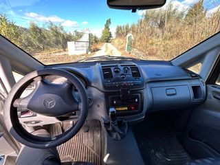 furgoneta Mercedes-Benz Vito 2005