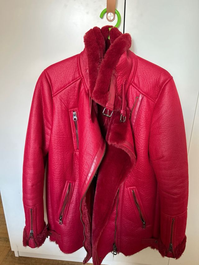 Cazadora Biker Bershka Roja Forro Pelo