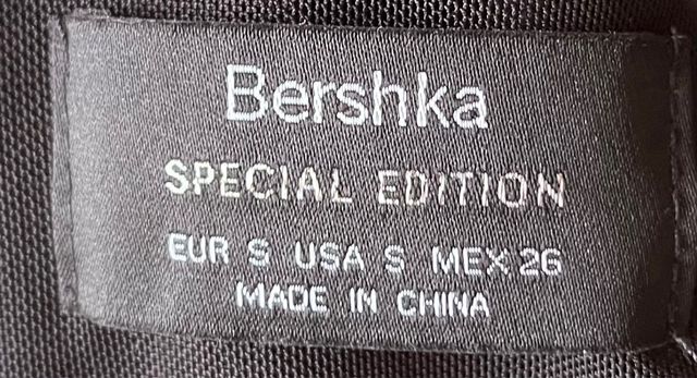 Vestido Bershka negro lentejuelas fiesta