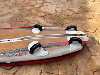 Vendo Tabla windsurf Starboard Isonic 107 2011