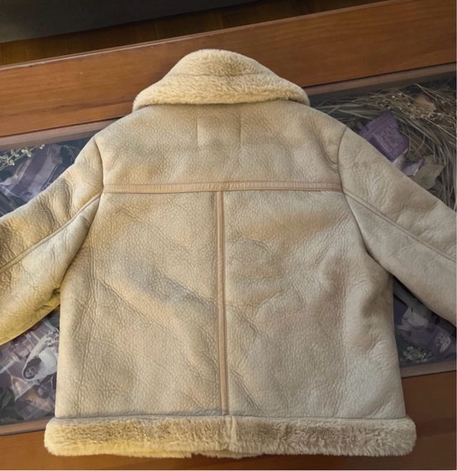 Cazadora Stradivarius Beige Talla M