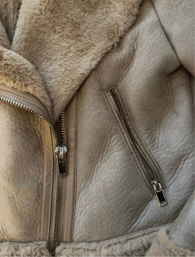 Cazadora Stradivarius Beige Talla M