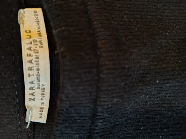 Jersey Zara bordado flores, talla 18