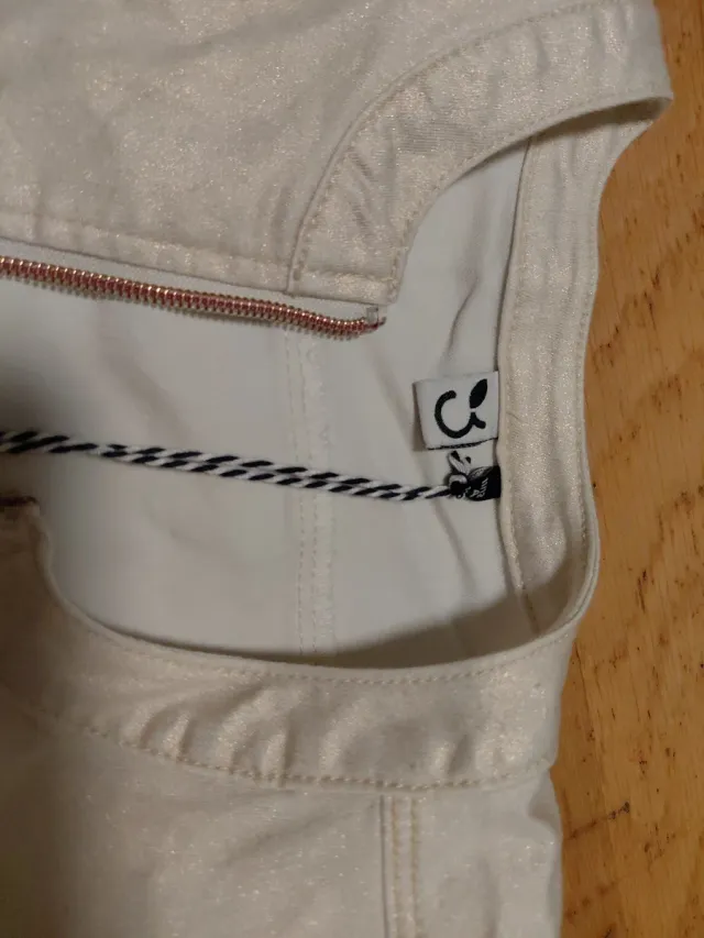 Chaqueta infantil blanca