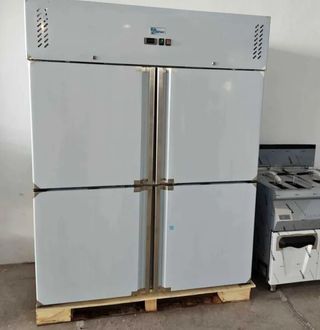 Congelador Vertical 643849808