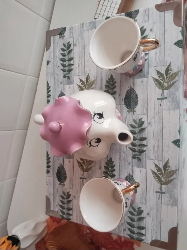 Tetera y tazas Bella y Bestia porcelana