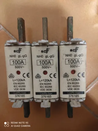 3 Fusibles NH0 gL-gG 100A 500V~