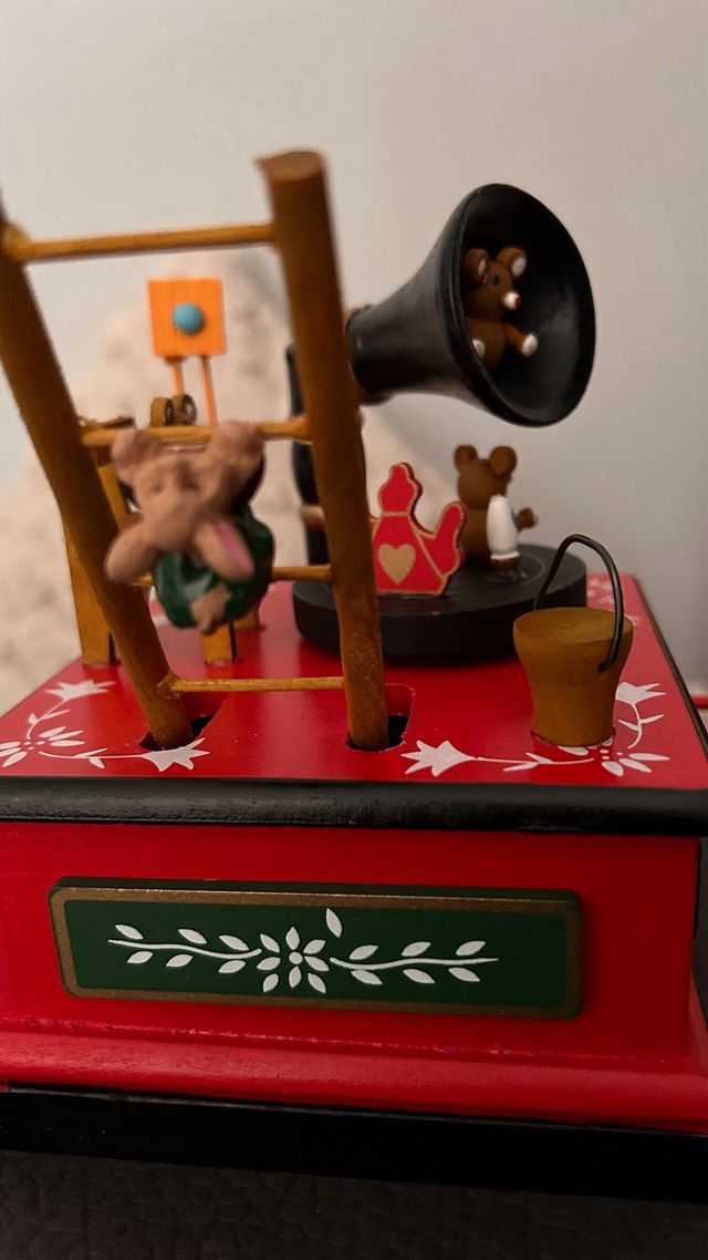 Decorações de Natal Lindas umas com música D natal