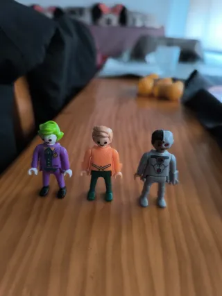 Figuras Playmobil DC Comics
Cambio por Robin