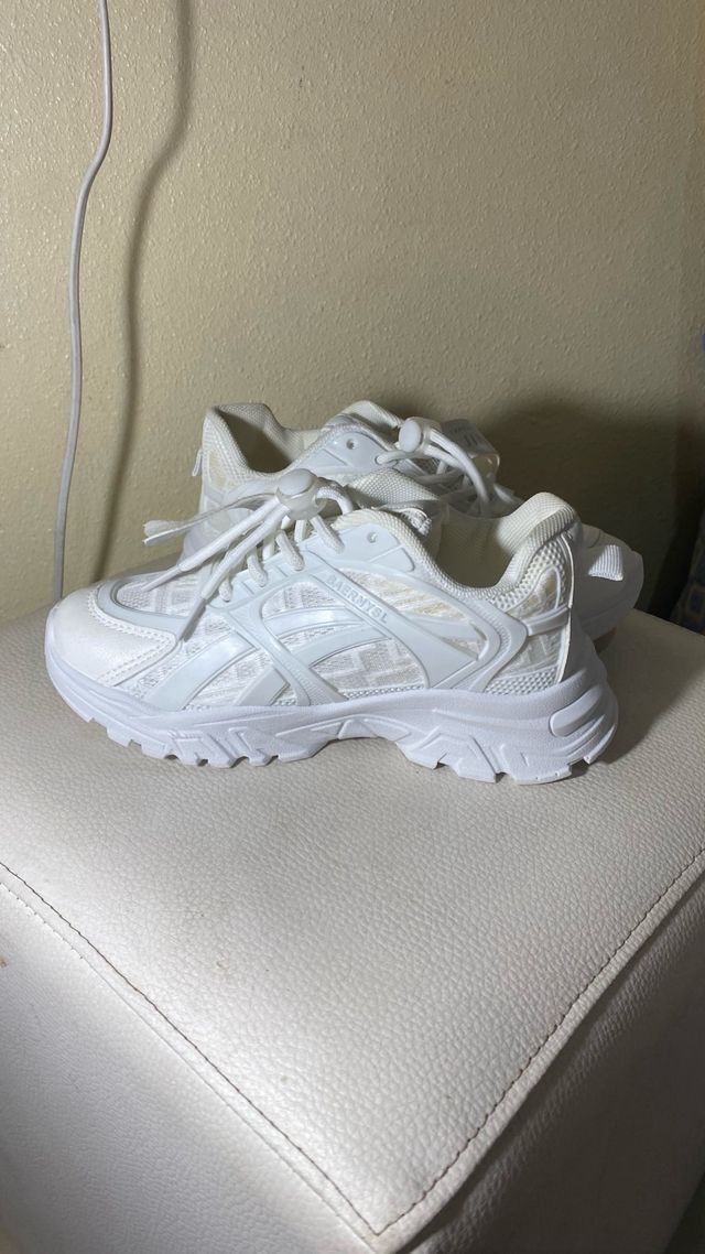 Zapatillas Blancas Talla 33