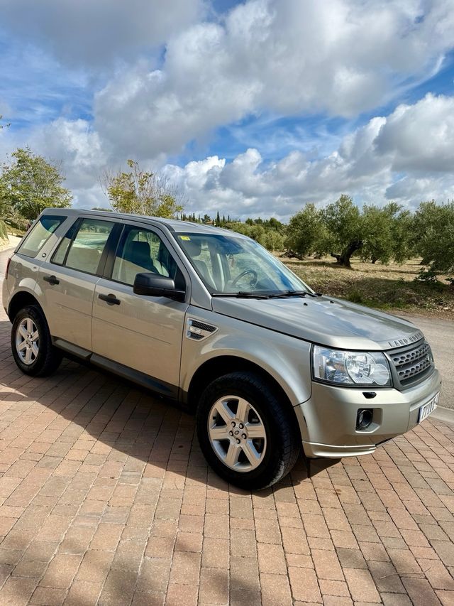 Land Rover Freelander 2