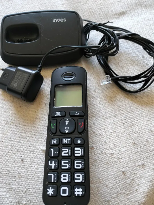Teléfono fijo inalámbrico INVES negro