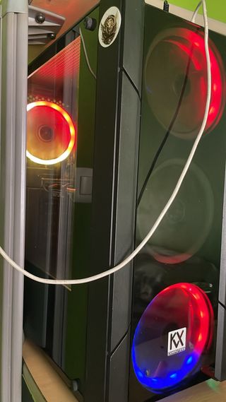 PC Gaming con luces RGB