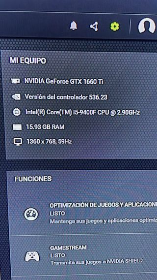 PC Gaming con luces RGB