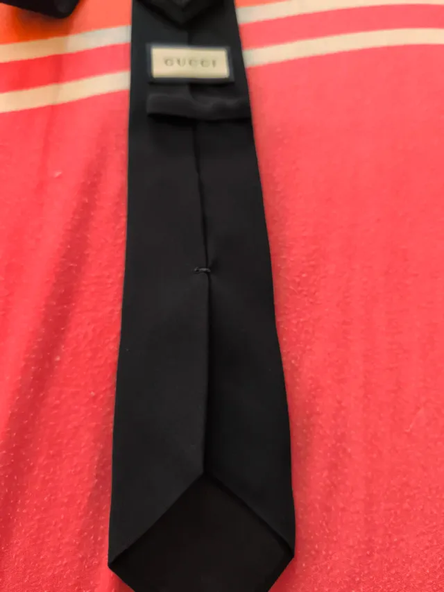Corbata Gucci Negra