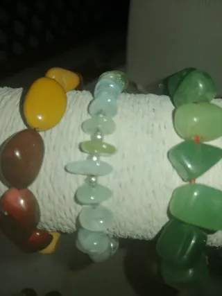 Expositor de pulseras con 13 pulseras