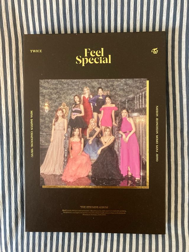 TWICE Feel Special Edición Marrón