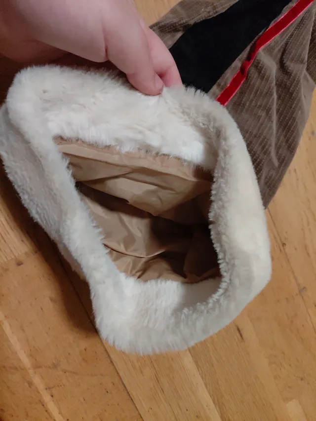 Calentadores de piernas de pana con ribete de pelo