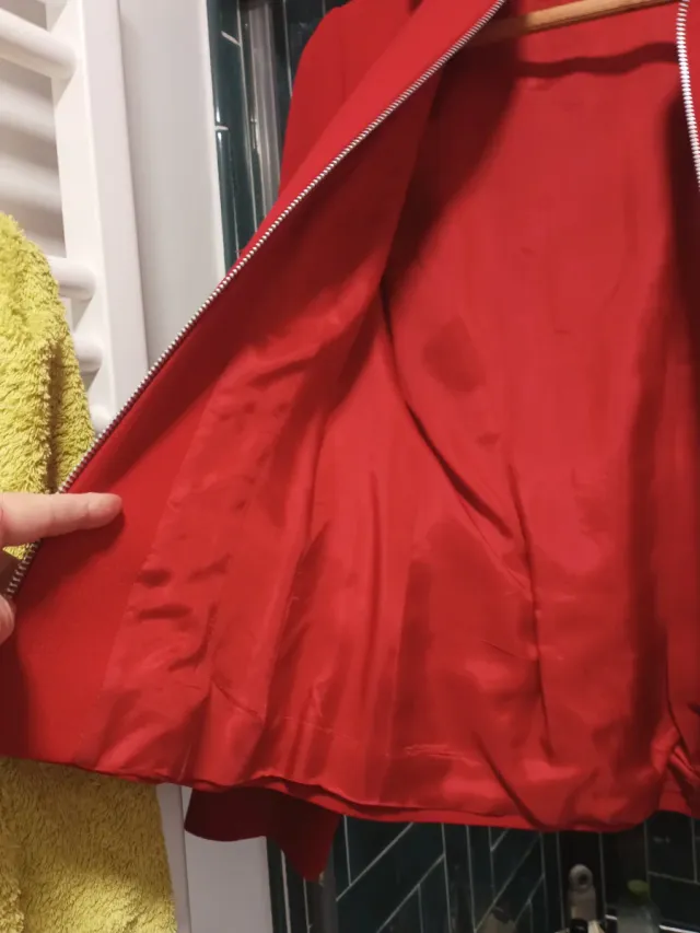 Traje 2 piezas falda y americana rojo