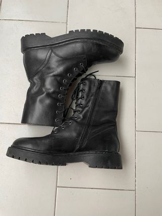 Botas Geox negras con cordones