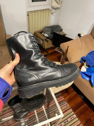 Botas Geox negras con cordones