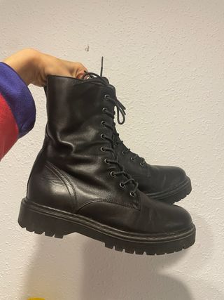 Botas Geox negras con cordones