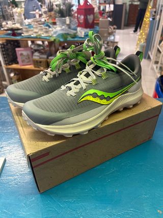 Scarpe Saucony da trail running grigie e verdi
